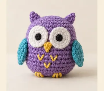 Un colorido tecolote a crochet, imagen ilustrativa